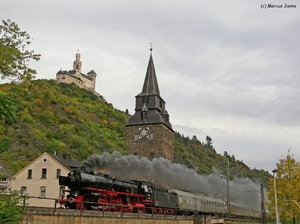 kurz vor Koblenz wird Braubach mit der Marksburg passiert - Foto Marcus Janke
