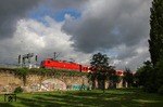 Endpunkt der NRW-S-Bahnlinie 6 aus Essen ist der Bahnhof Köln-Nippes. 143 583 macht sich in der Wendeanlage von Köln-Nippes für die Rückfahrt nach Essen bereit. (05.06.2012) <i>Foto: Joachim Bügel</i>