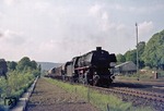 044 360 rollt mit Ng 63247 nach Ottbergen durch den Bahnhof Bad Driburg. (21.05.1976) <i>Foto: Wolfgang Bügel</i>
