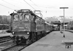 Auf dem Rückweg nach München macht 116 009 mit ihrem Sonderzug Station im Bahnhof Murnau. (21.05.1978) <i>Foto: Frank Lüdecke</i>