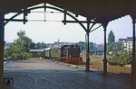 V 36 204 mit dem DGEG-Museumszug im "historischen" Bahnhof Wuppertal-Mirke. (01.09.1979) <i>Foto: Wolfgang Bügel</i>