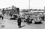 Die Altonaer 03 079 unterwegs für die Ausstellung "Hamburg am Werk" in Hamburg-Sternschanze. (16.04.1948) <i>Foto: Walter Hollnagel</i>