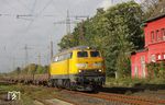 218 449, seit 2014 in Diensten von DB-Bahnbau, im Bahnhof Lintorf auf der Güterzugstrecke Duisburg-Wedau - Gremberg. (02.10.2017) <i>Foto: Wolfgang Bügel</i>