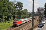 120 148 mit dem IC 2-Ersatzzug 2902 (Dresden - Köln) in Wuppertal-Elberfeld. (27.06.2018) <i>Foto: Wolfgang Bügel</i>