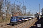 110 469 schiebt den NX-Ersatzzug RB 32446 nach Wuppertal-Oberbarmen aus Wuppertal Hbf. (21.03.2019) <i>Foto: Zeno Pillmann</i>
