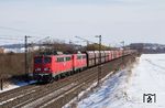 140 789 und 140 772 in Diensten von RBH mit GM 48700 (Großkrotzenburg - Masasvlakte Oost) bei Nieder-Mörlen nördlich von Bad Nauheim. (13.03.2013) <i>Foto: Marvin Christ</i>