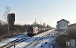 232 690 der Erfurter Bahnservice Gesellschaft fährt mit einen Kesselzug vom Hydrierwerk Zeitz nach Großkorbetha durch den Bahnhof Teuchern.  (10.01.2021) <i>Foto: Ralf Opalka</i>