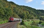 212 133 ist mit einem Sonderzug zwischen Aumenau und Fürfurt unterwegs. (16.09.2023) <i>Foto: Ralf Opalka</i>