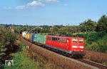 151 143 mit einem Containerzug bei Fulda-Lehnerz. (13.09.2006) <i>Foto: Thomas Konz</i>