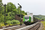 SETG 20-03 (223 103) mit DGS 95496 (Regensburg - Wiesau) am durchgeschalteten Stellwerk 1 im Bahnhof Windischeschenbach. (21.06.2024) <i>Foto: Joachim Bügel</i>