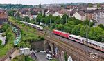 In Hagen-Wehringhausen begegnet ein 412 (ICE 950) einer seltsamen Fuhre mit zwei 101ern, einem ICE 4-Triebkopf und IC-Wagen. Links fährt eine S 9 (429 001) nach Hagen Hbf aus dem Haltepunkt Wehringhausen aus. (12.06.2024) <i>Foto: Joachim Schmidt</i>