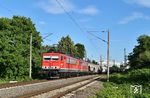 155 249 mit 155 124 im Schlepp (beide von der Leipziger Dampf KulTour GbR) vor einem 2700 Tonnen schweren Getreidezug von Bad Schandau nach Neuss Gbf im Abschnitt zwischen Leipzig-Schönefeld und -Thekla.  (16.06.2024) <i>Foto: Ralf Opalka</i>