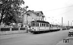 OEG Tw 3 mit Bw 138, 102 und 123 verlässt den Bahnhof Schriesheim OEG. (15.07.1959) <i>Foto: Aad van Ooy</i>