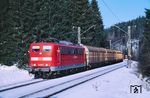 151 135 befördert den IRC 52265 (Saalfeld - Nürnberg) zwischen Ludwigstadt und Steinbach am Wald. (05.02.2005) <i>Foto: Thomas Konz</i>