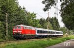 Statt der im Fahrplan vorgesehenen E 10 1239 kam 218 451 der Manuel Zimmermann Eisenbahndienstleistungen Hellenhahn (MZE) mit dem DLr 26797 (Bad Bentheim - Köln Hbf) bei Solingen-Ohligs angefahren. Fototechnisch kein schlechter Ersatz. (07.08.2024) <i>Foto: Joachim Bügel</i>