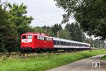 Zwischendurch sorgte TRI 110 198 für eine kurze Unterbrechung beim Bildereinstellen, die mit DLr 56716 (Dortmund-Eving - Köln Bbf) bei Solingen-Ohligs auf der Bildfläche erschien. (07.08.2024) <i>Foto: Joachim Bügel</i>