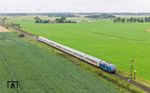 Nach der Kreuzung mit AS 1418 fährt PRESS 218 058 (ex 218 412) mit IC 2311 im Betriebsbahnhof Lehnshallig weiter in Richtung Niebüll. (04.08.2024) <i>Foto: Joachim Schmidt</i>