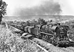 In Rudolstadt ist die Saalfelder 44 0397 mit einem Zuckerrüben(?)-Ganzzug auf dem Weg in die Heimat. (06.09.1981) <i>Foto: Martin Heller</i>