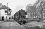 50 2969 vom Bw Bestwig fährt mit einem Sonderzug in den Bahnhof Bestwig ein. (03.1968) <i>Foto: Robin Fell</i>