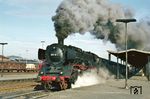 001 111 startet mit dem E 1648 nach Bamberg in Hof Hbf. (06.1972) <i>Foto: Robin Fell</i>