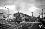 50 260 vom Bw Hohenbudberg verlässt mit Nahgüterzug Ng 9987 nach Kranenburg den Bahnhof Kleve. (1967) <i>Foto: Manfred Verhoolen</i>