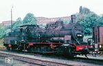 57 1703 (Bw Wuppertal-Langerfeld) rangiert im Bahnhof Wuppertal-Loh. (07.1956) <i>Foto: Carl Bellingrodt</i>