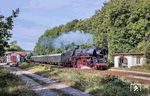 01 1518 mit einem Fotozug im Elstertal in Haynsburg. (23.09.2019) <i>Foto: Joachim Schmidt</i>