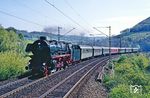 Sonderzug 2 (Dz 19144) folgte mit 01 1066, aufgenommen bei Vollmerz. (29.04.1990) <i>Foto: Joachim Bügel</i>