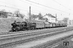 38 2392 (Bw Heilbronn) war mit P 4174 aus Heilbronn über die Kraichgaubahn nach Bretten gekommen und fährt nun weiter in Richtung Karlsruhe. (06.04.1963) <i>Foto: Wolfgang Jahn</i>