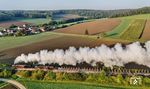 50 4073 und 52 8168 dampfen durch den kühlen Herbstmorgen bei Wörnitzstein. (18.09.2024) <i>Foto: Joachim Schmidt</i>