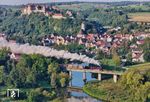 Der Klassiker in Harburg (Schwaben): 042 018 vor dem Panorama der Burg Harburg aus dem 12. Jahrhundert und dem gleichnamigen Ort mit seiner historischen Altstadt. (18.09.2024) <i>Foto: Joachim Schmidt</i>