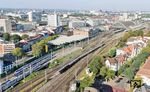 Nachdem der ICE 1918 das Gleis freigegeben hatte (vgl. Bild-Nr. 104048), konnte auch 01 1104 durch den Bremer Hauptbahnhof rollen. (21.09.2024) <i>Foto: Joachim Schmidt</i>