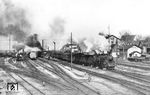 Die beim Bw München Hbf stationierte 18 483 verlässt mit einem Schnellzug den Bahnhof Buchloe in Richtung Kempten (Allgäu). (1928) <i>Foto: Helmut Tauber</i>