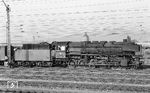 44 1437 vom Bw Mannheim Rbf fährt mit einem Güterzug aus Heidelberg Rbf. (03.09.1963) <i>Foto: Wolfgang Jahn</i>