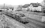 E 93 18 (Bw Kornwestheim) mit einem Güterzug zwischen Tamm (Württ) und Asperg. (02.1964) <i>Foto: Wolfgang Jahn</i>