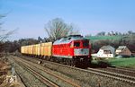 232 201 (Bh Nürnberg Rbf) mit einem Güterzug in Wiesau-Schönfeld. (25.03.2017) <i>Foto: Thomas Konz</i>