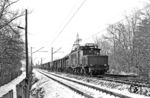 254 059 (Bw Engelsdorf) zwischen Leipzig und Machern bei Borsdorf. Auch sie kam im August 1952 aus der UdSSR zurück. (24.01.1984) <i>Foto: Thomas Fischer</i>