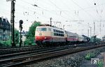 103 126 fährt mit IC 123 "Nymphenburg" (Dortmund - München) durch Frankfurt (Main) Süd.  (20.06.1972) <i>Foto: Herbert Vaupel</i>