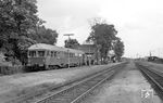 OHE 0518 ist im Bahnhof Munster (Örtze) eingetroffen. Hier bestand Anschluss an die DB-Strecke Uelzen–Bremen. (18.08.1968) <i>Foto: Gerd Wolff</i>