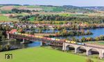 Eine 193 der Wiener Lokalbahnen mit DGS 43939 (Hamburg-Waltershof - Linz/Donau) auf der Mariaorter Brücke bei Regensburg. (16.10.2024) <i>Foto: Joachim Schmidt</i>