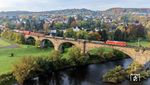 185 035 mit einem EZ aus Hagen-Vorhalle auf dem Ruhrviadukt bei Witten. (26.10.2024) <i>Foto: Joachim Schmidt</i>