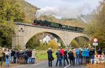 Fotohalt am Tönissteiner Viadukt. (27.10.2024) <i>Foto: Joachim Schmidt</i>