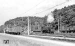 75 1107 vom Bw Waldshut ist mit P 4441 in Koblenz/CH angekommen und setzt nun für die Rückfahrt um. (22.08.1959) <i>Foto: Karl Wyrsch, Slg. D. Ammann</i>