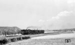 75 1012 vom Bw Waldshut mit P 2130 (Waldshut - Schaffhausen) bei Beringen. (25.08.1949) <i>Foto: Karl Wyrsch, Slg. D. Ammann</i>