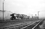 Die Hannoveraner 01 166 im außerplanmäßigen Güterzugeinsatz in Osnabrück. (17.12.1962) <i>Foto: Bernd Kappel</i>