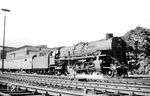 Die Osnabrücker 01 1075 startet in Münster (Westf) Hbf mit einem Schnellzug nach Hamburg-Altona. (18.06.1963) <i>Foto: Bernd Kappel</i>