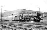 01 063 (Bw Rheine) fährt mit dem D 65 nach Norddeich aus Münster (Westf) Hbf. (02.06.1963) <i>Foto: Bernd Kappel</i>