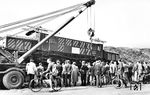 E 94 145 (Bw Augsburg) wird für die Münchener Elektromesse verladen. (12.09.1950) <i>Foto: Günther Scheingraber</i>