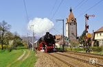 Die gleiche Szene wie Bild-Nr. 104875, nur aus einer anderen Perspektive. 01 1100 auf ihrer ersten Ausfahrt vom AW Offenburg nach Hausach in Gengenbach. (17.04.1985) <i>Foto: Slg. Klaus D. Holzborn</i>