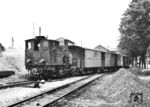 99 7201 fährt mit P 3091 aus Mudau in Mosbach (Baden) ein. (24.06.1964) <i>Foto: Helge Hufschläger</i>